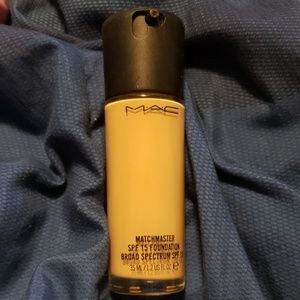 MAC matchmaster foundation shade 2.0